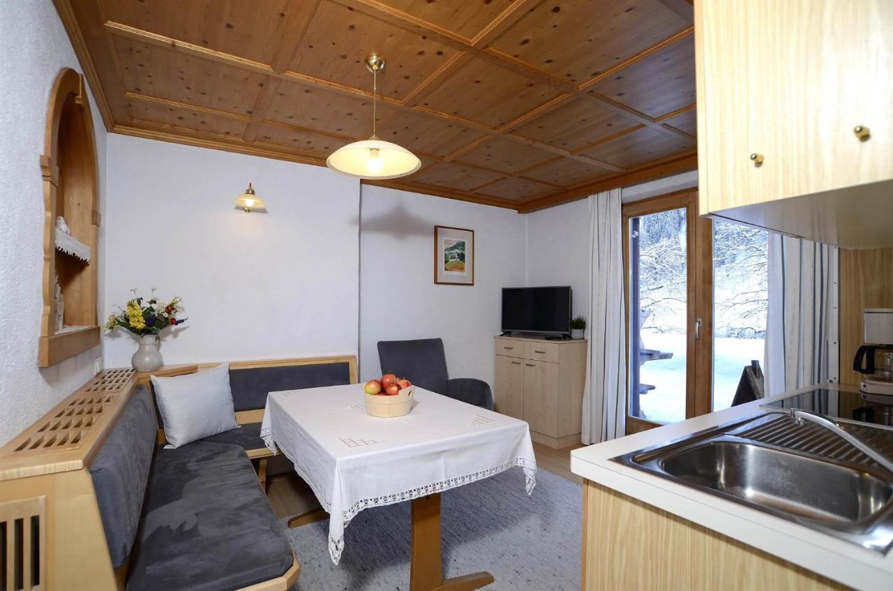 Haus Saler Apartman Silbertal Kültér fotó