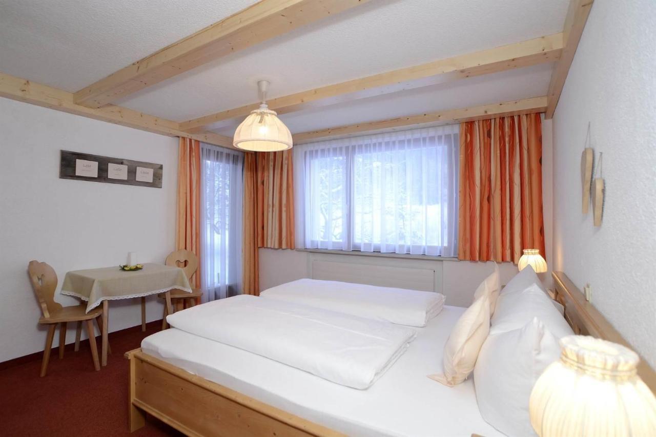 Haus Saler Apartman Silbertal Kültér fotó